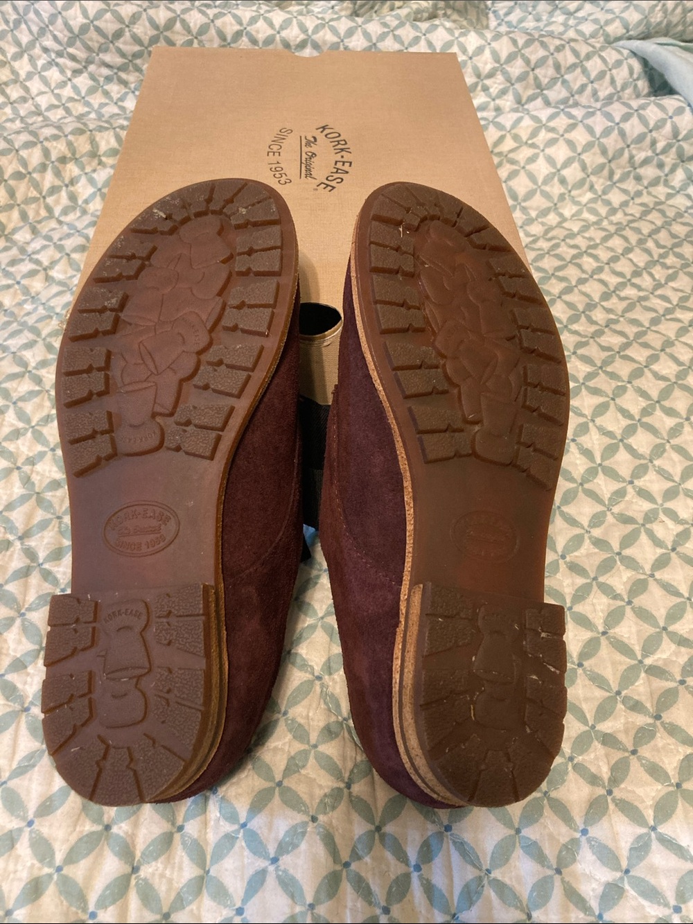 Kork-Ease Burgundy Suede Flats with Black Ribbon Bows - Picture 3 of 4